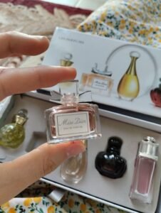Dior Mini Designer Perfume Gift Set (5pcs) sanrio characters fox island plush blind box